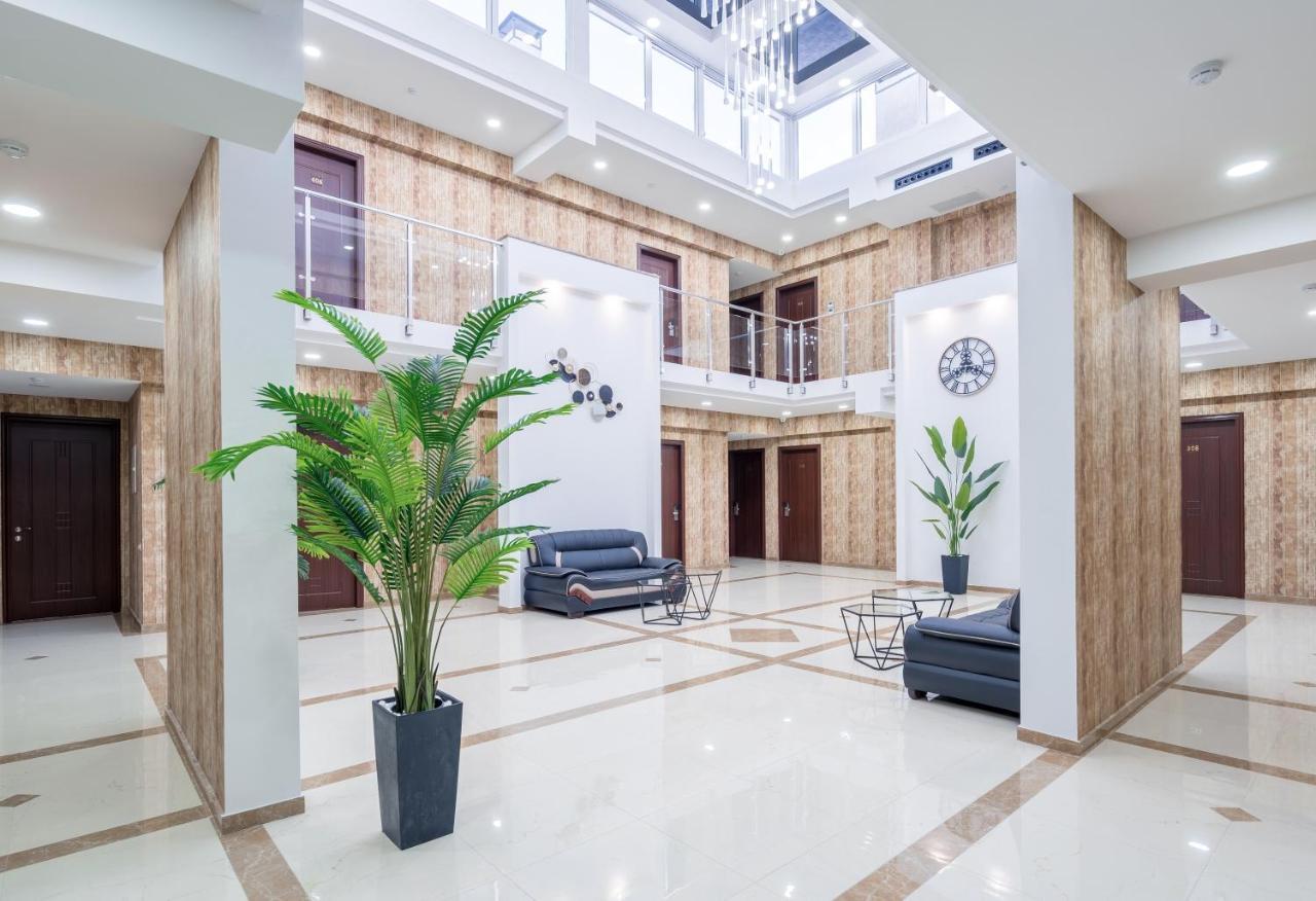 Aura Hotel Tbilisi Exterior foto