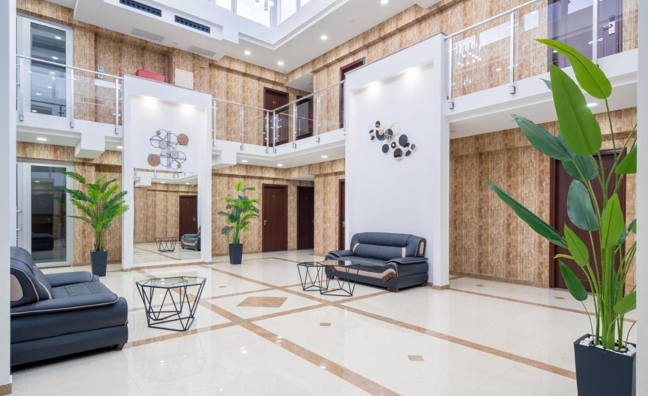 Aura Hotel Tbilisi Exterior foto